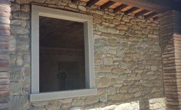 Farmhouses and farmsteads - JKM-1068