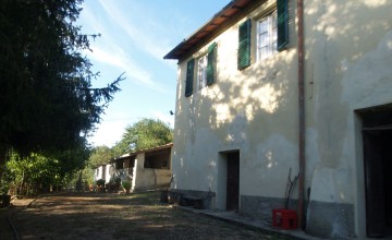 Farmhouses and farmsteads - JKM-1069